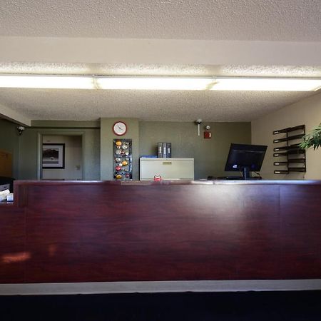 Hometowne Studios By Red Roof Denver - Lakewood West Экстерьер фото