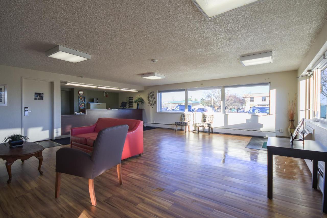 Hometowne Studios By Red Roof Denver - Lakewood West Экстерьер фото