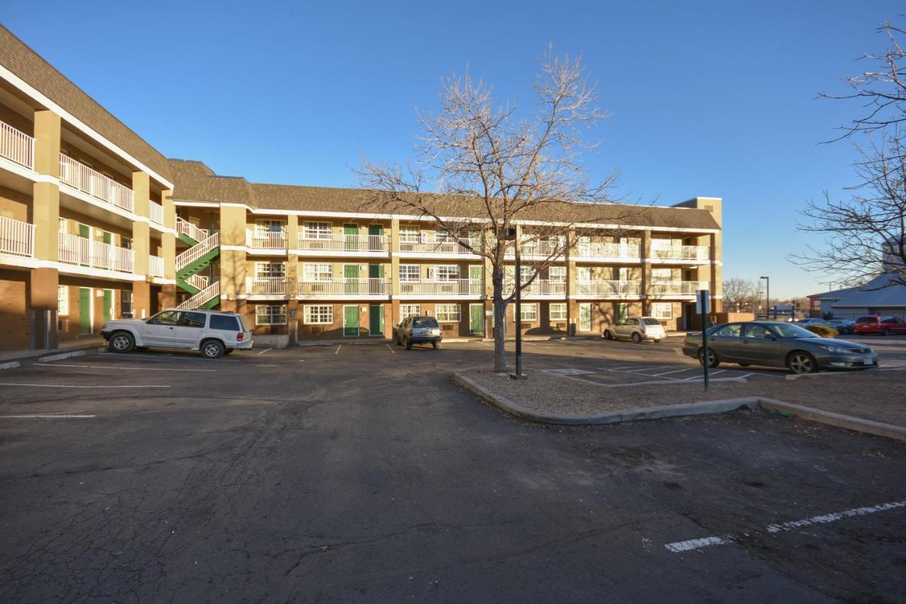 Hometowne Studios By Red Roof Denver - Lakewood West Экстерьер фото