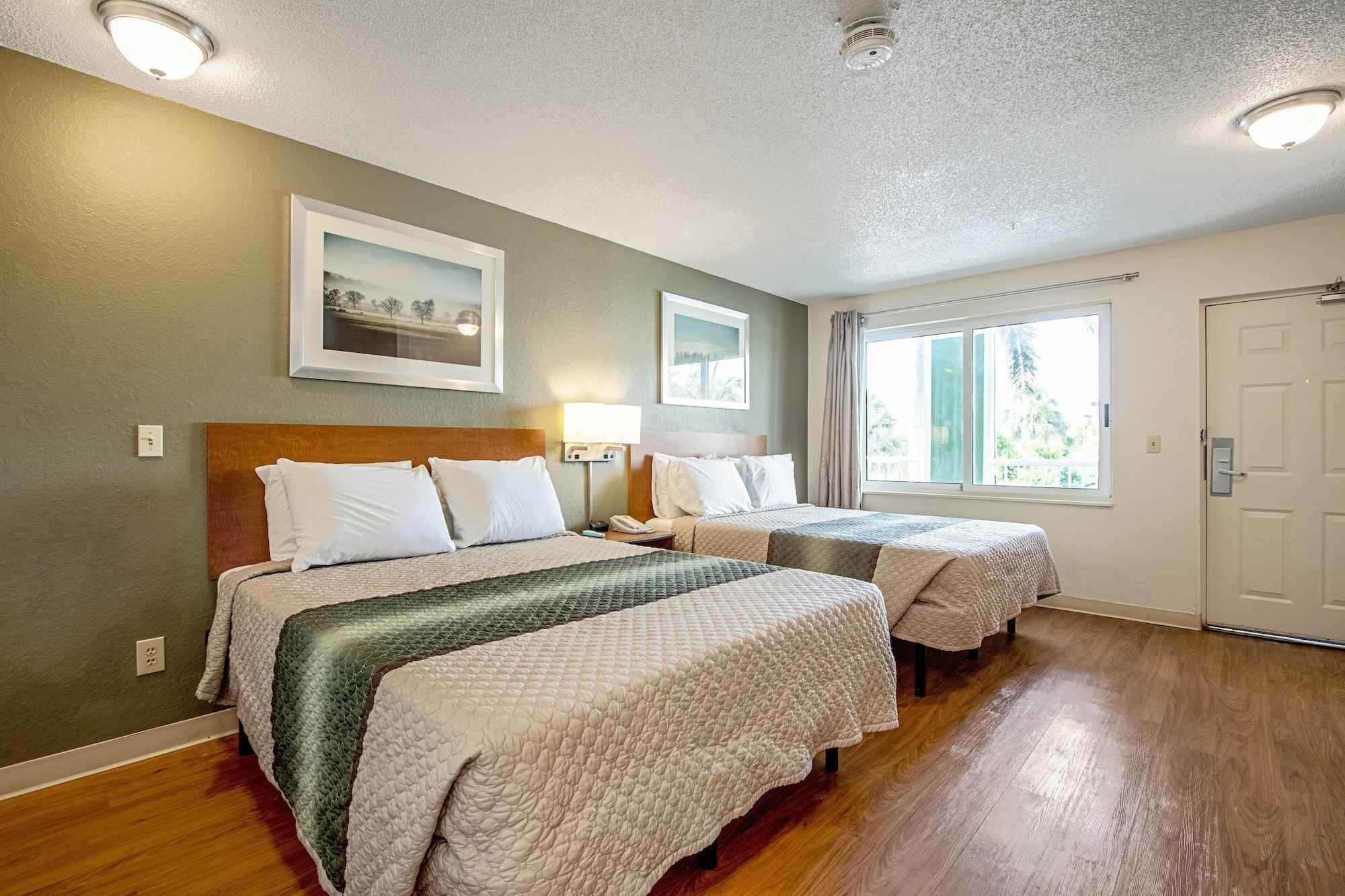 Hometowne Studios By Red Roof Denver - Lakewood West Экстерьер фото